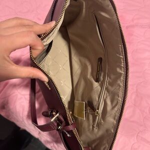 Elegant Burgundy Leather Handbag